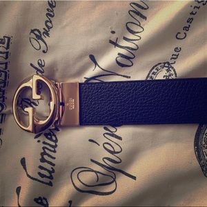 Reversible Gucci belt